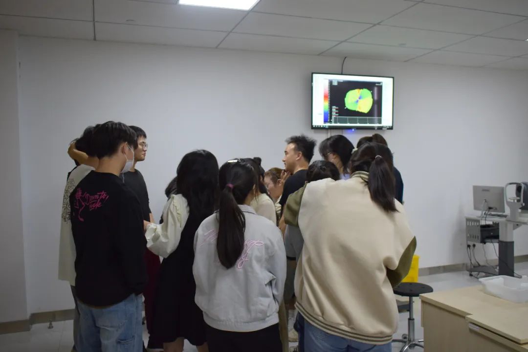 PG麻将胡了免费版下载-pg麻将胡了正版最新版大全-绿色资源网